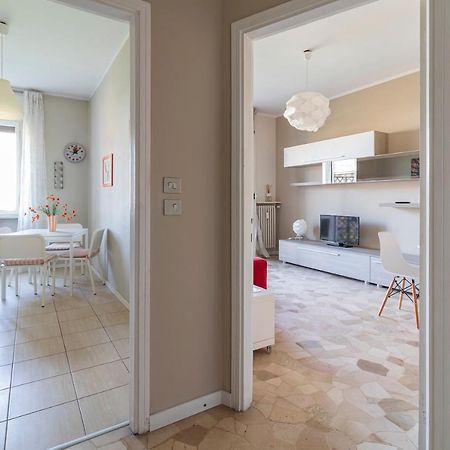 Altido Trendy Flat With Balcony, Easy Access To Milan Centre Daire Dış mekan fotoğraf