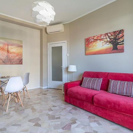 Altido Trendy Flat With Balcony, Easy Access To Milan Centre Daire Dış mekan fotoğraf