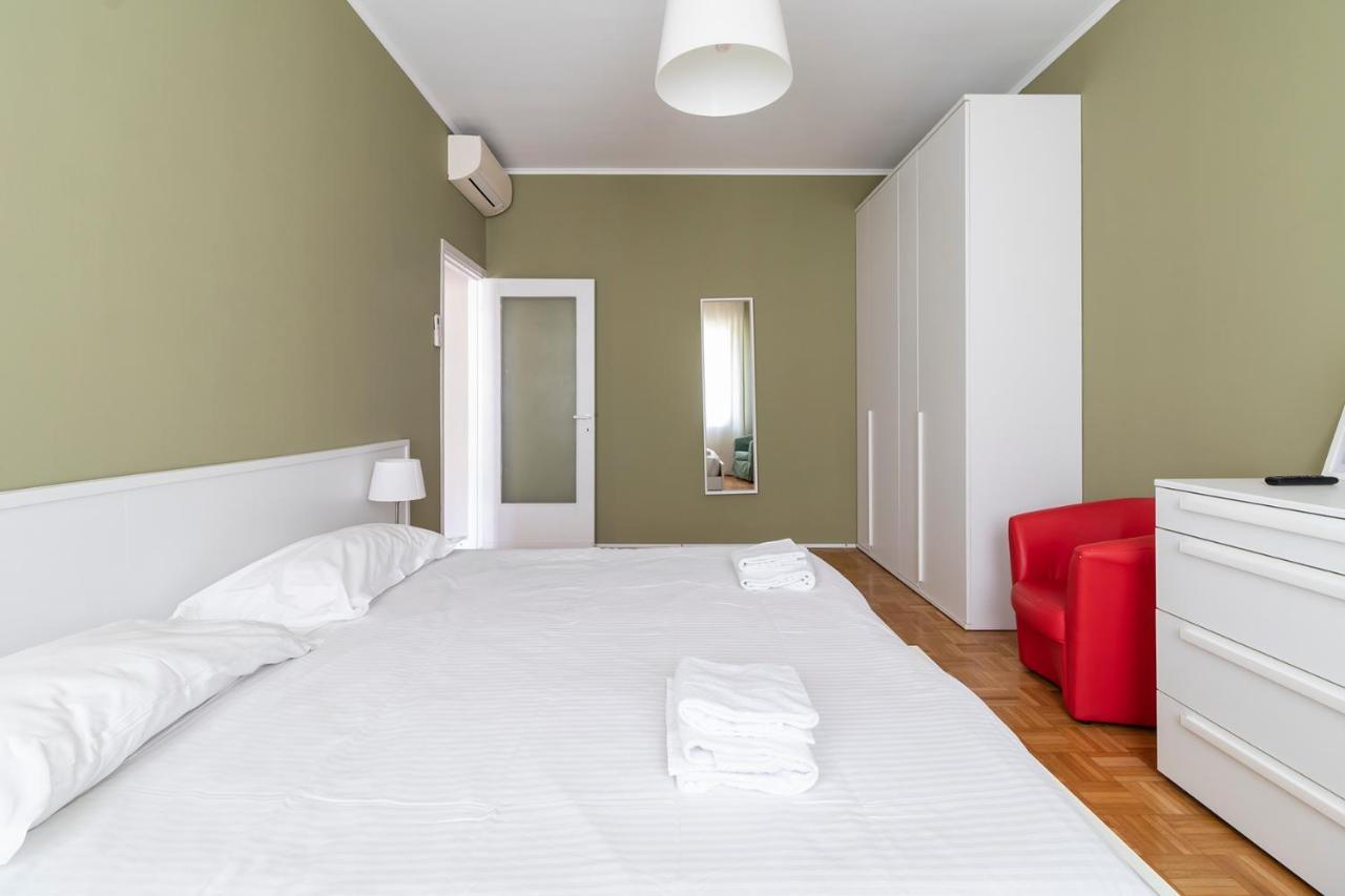 Altido Trendy Flat With Balcony, Easy Access To Milan Centre Daire Dış mekan fotoğraf