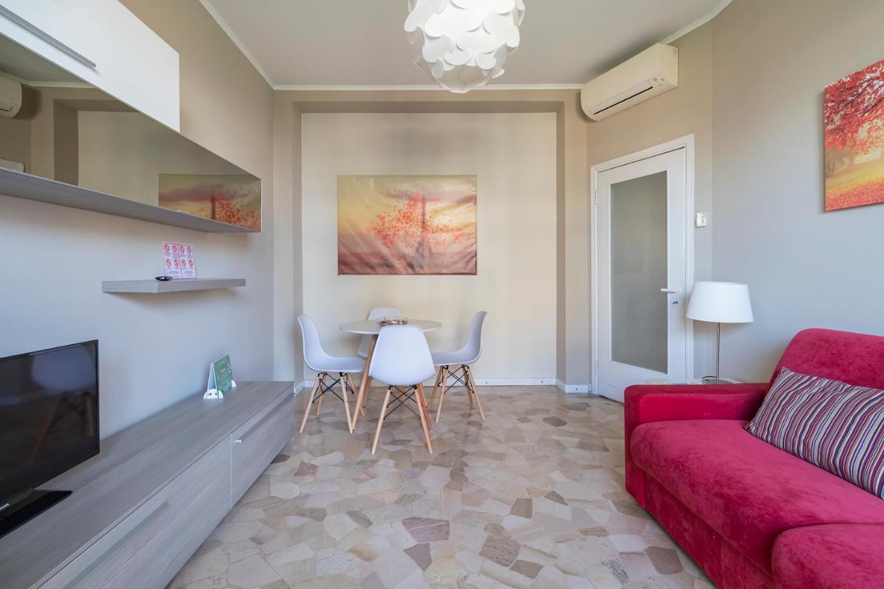 Altido Trendy Flat With Balcony, Easy Access To Milan Centre Daire Dış mekan fotoğraf