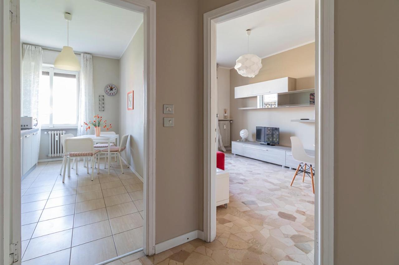Altido Trendy Flat With Balcony, Easy Access To Milan Centre Daire Dış mekan fotoğraf