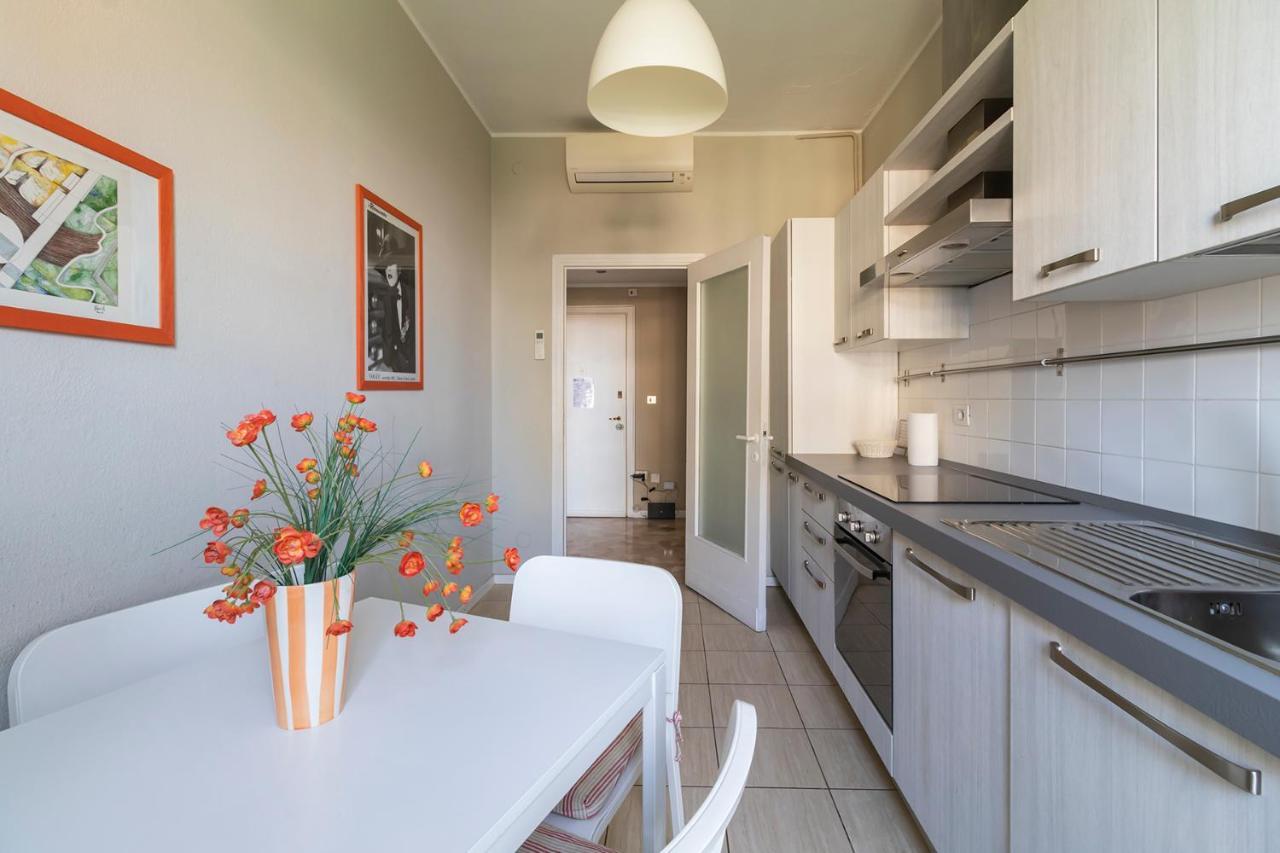 Altido Trendy Flat With Balcony, Easy Access To Milan Centre Daire Dış mekan fotoğraf